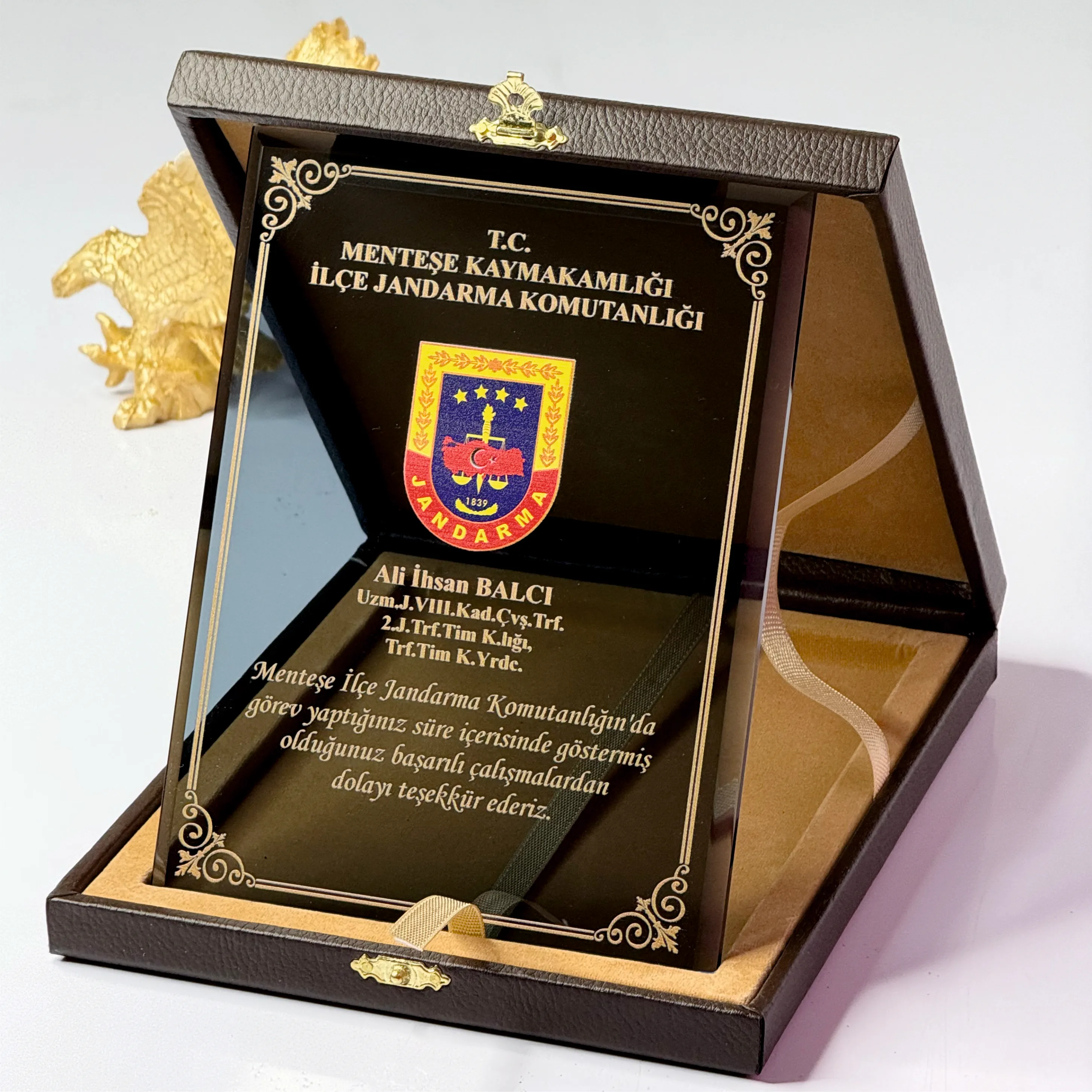 İR-KP 105 15X20 KUTULU PLAKET